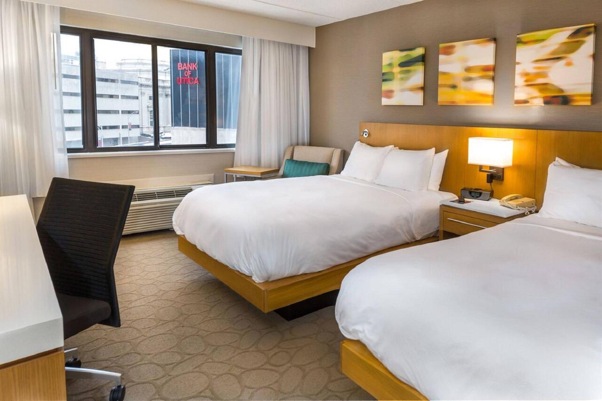 Delta Hotels By Marriott Utica Dış mekan fotoğraf