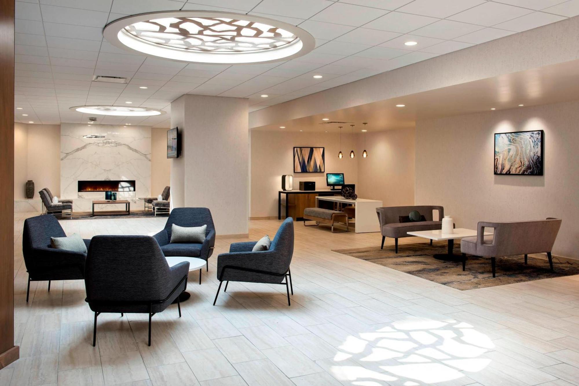 Delta Hotels By Marriott Utica Dış mekan fotoğraf